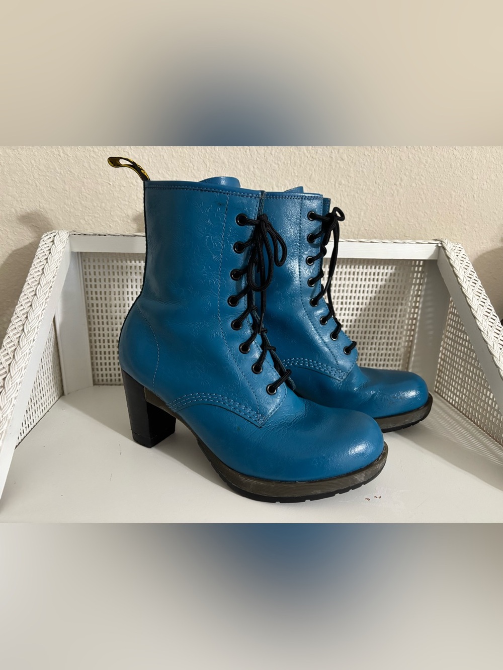 RARE Dr. Martens “Darcie” Blue Floral Embossed Lace-Up Heeled Boots - Sz 10 - Picture 2 of 10